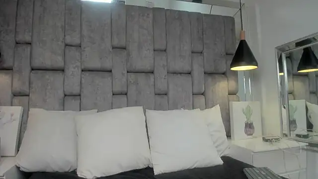 Snapshot of Maggyx chatting on 07-28-26, 04:39 Maggyx online show from 07-28-26, 04:39