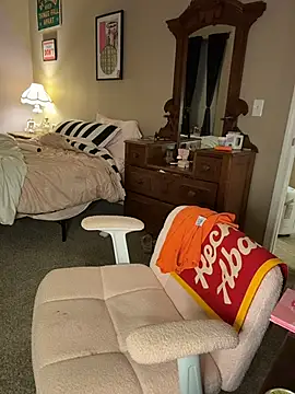 mooviebaby online show from 06-19-26, 06:29