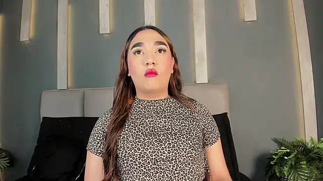 Snapshot of TSExoticFuck chatting on 02-14-26, 07:32 TSExoticFuck online show from 02-14-26, 07:32