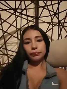 Chloe Miller 2 online show from 05-18-26, 01:13