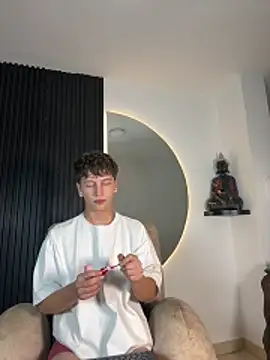 Snapshot of ARON_LUXX chatting on 02-07-26, 03:10 ARON LUXX online show from 02-07-26, 03:10