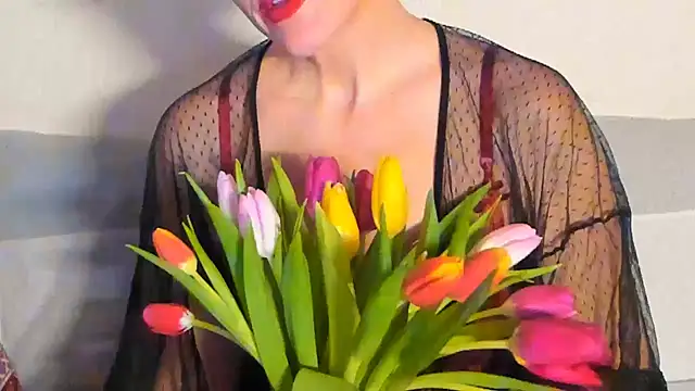 Snapshot of beddable_woman chatting on 03-07-26, 08:39 beddable woman online show from 03-07-26, 08:39