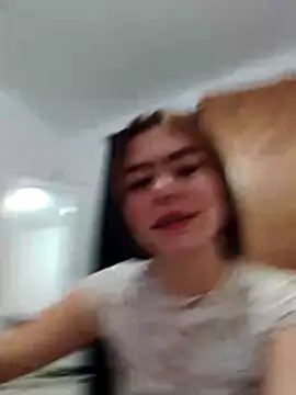 EmiNavarro online show from 07-04-26, 11:11