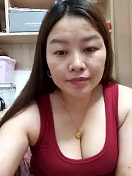 Snapshot of Jennie_dogy chatting on 06-20-26, 02:09 Jennie dogy online show from 06-20-26, 02:09