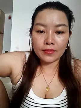 Snapshot of Jennie_dogy chatting on 06-26-26, 12:59 Jennie dogy online show from 06-26-26, 12:59