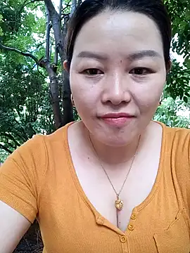 Snapshot of Jennie_dogy chatting on 07-08-26, 12:26 Jennie dogy online show from 07-08-26, 12:26
