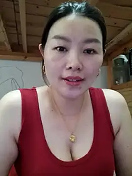 Snapshot of Jennie_dogy chatting on 07-20-26, 02:15 Jennie dogy online show from 07-20-26, 02:15