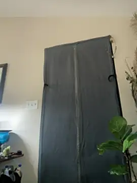 Snapshot of SwordStallionVibes chatting on 02-19-26, 04:36 SwordStallionVibes online show from 02-19-26, 04:36