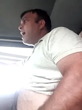 Snapshot of indiandesivillegeboy chatting on 06-15-26, 04:04 indiandesivillegeboy online show from 06-15-26, 04:04
