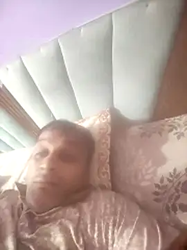 Snapshot of indiandesivillegeboy chatting on 07-02-26, 08:31 indiandesivillegeboy online show from 07-02-26, 08:31