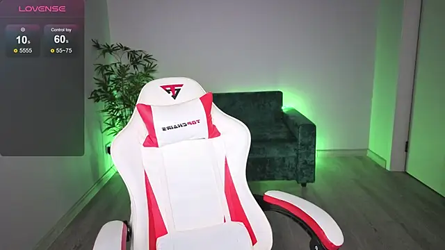 PONKY PINKY online show from 04-28-26, 02:49