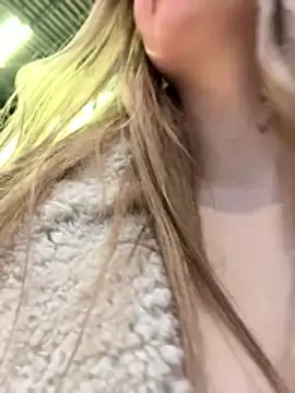 blonde exe online show from 04-21-26, 03:17