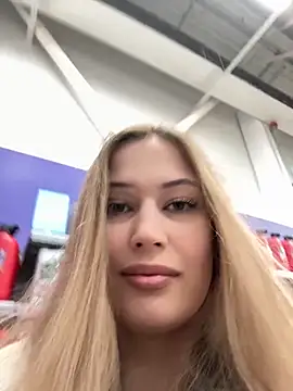 blonde exe online show from 04-28-26, 03:17