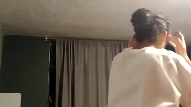 EldoraSchleker online show from 02-12-26, 01:11