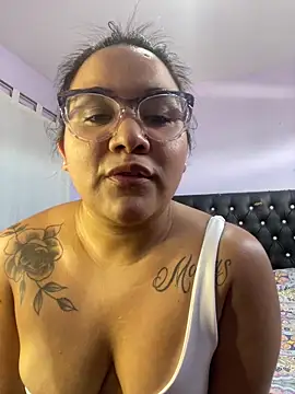 Snapshot of Yamiivip chatting on 03-02-26, 04:58 Yamiivip online show from 03-02-26, 04:58