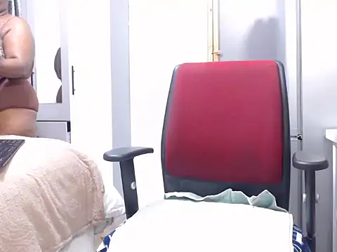 MissConniexxx online show from 04-23-26, 08:11