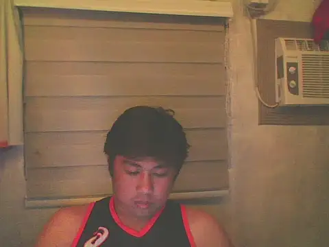Snapshot of mattyXthridy chatting on 02-14-26, 10:34 mattyXthridy online show from 02-14-26, 10:34