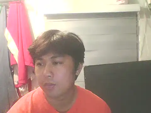 Snapshot of mattyXthridy chatting on 02-21-26, 12:39 mattyXthridy online show from 02-21-26, 12:39