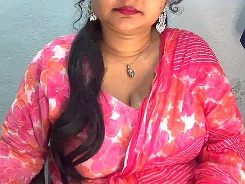 Saniya K2 online show from 04-27-26, 03:43