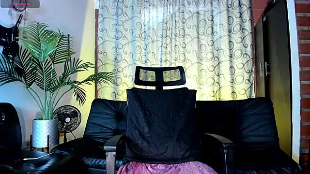 Snapshot of mia_graf chatting on 02-13-26, 09:22 mia graf online show from 02-13-26, 09:22