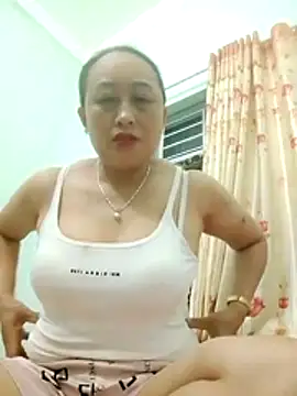 Jolie sexy online show from 04-20-26, 07:15