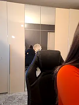 Snapshot of Nhaomy___ chatting on 02-06-26, 12:52 Nhaomy online show from 02-06-26, 12:52