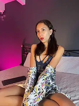 Snapshot of BonniePink_ chatting on 03-09-26, 12:42 BonniePink online show from 03-09-26, 12:42