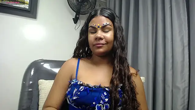 yaazhinii online show from 03-26-26, 12:11