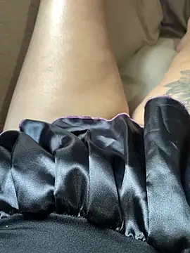 pollyzinha27 online show from 03-13-26, 05:08