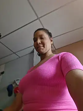 Snapshot of morenaasa chatting on 03-26-26, 05:18 morenaasa online show from 03-26-26, 05:18