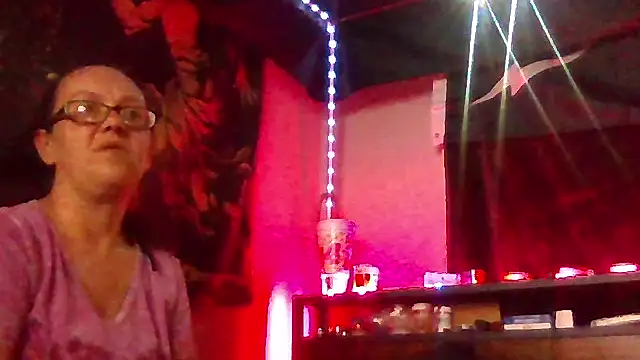 Xo Nichole Xo online show from 05-15-26, 07:37