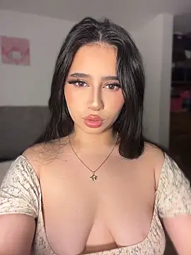 Snapshot of Sofiia_Vegaa chatting on 04-29-26, 12:48 Sofiia Vegaa online show from 04-29-26, 12:48