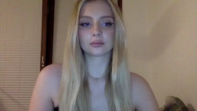 MayaWetDream online show from 05-05-26, 08:17