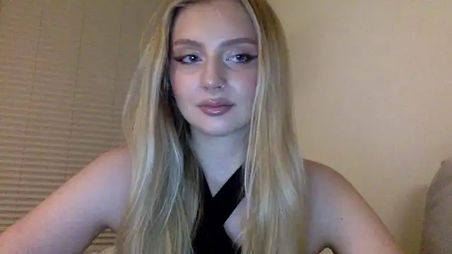 MayaWetDream online show from 05-06-26, 08:25
