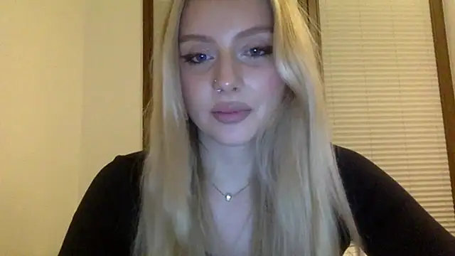 MayaWetDream online show from 05-12-26, 08:17