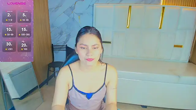 rox luxury tf online show from 04-23-26, 01:24