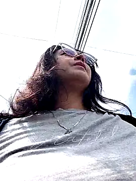 Snapshot of Mari-98 chatting on 03-02-26, 07:10 Mari-98 online show from 03-02-26, 07:10