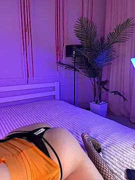 Snapshot of Milana_rosaa chatting on 03-08-26, 04:11 Milana rosaa online show from 03-08-26, 04:11