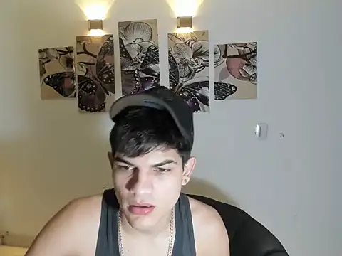 Jesshot bigcock20cm online show from 02-15-26, 04:53