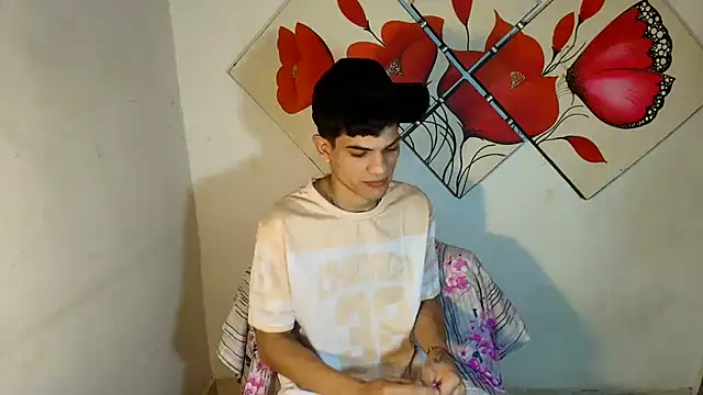 Jesshot bigcock20cm online show from 07-18-26, 02:38