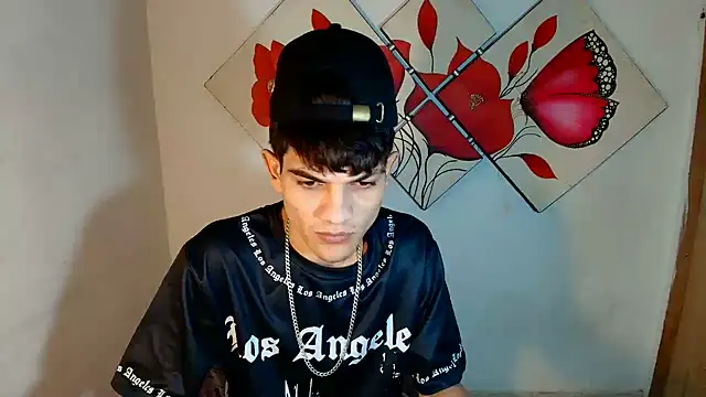 Jesshot bigcock20cm online show from 07-24-26, 03:04
