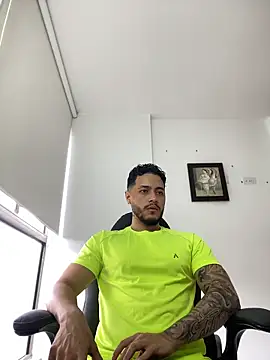 Snapshot of MattiaDupont chatting on 03-14-26, 09:53 MattiaDupont online show from 03-14-26, 09:53