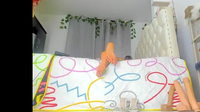 sweet supreme online show from 05-14-26, 08:43