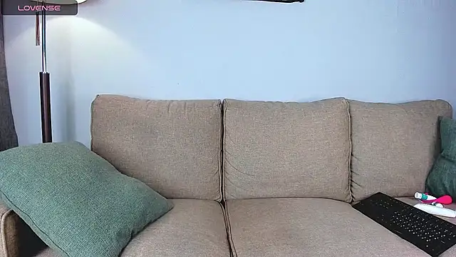Snapshot of marrena_a chatting on 07-09-26, 02:37 marrena a online show from 07-09-26, 02:37