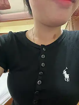 Snapshot of DoliceGirl2k chatting on 04-18-26, 02:59 DoliceGirl2k online show from 04-18-26, 02:59