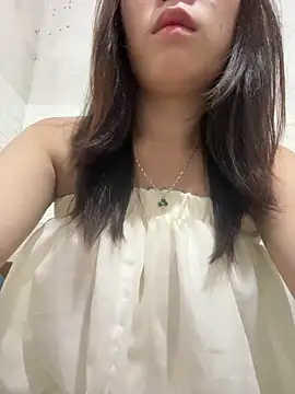 Snapshot of DoliceGirl2k chatting on 04-27-26, 12:58 DoliceGirl2k online show from 04-27-26, 12:58