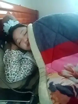 Snapshot of cuunon11 chatting on 03-08-26, 02:04 cuunon11 online show from 03-08-26, 02:04