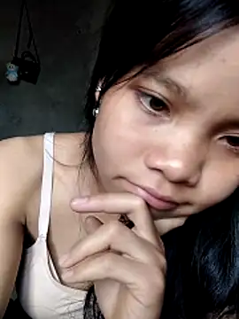 Snapshot of camtu00 chatting on 03-03-26, 01:56 camtu00 online show from 03-03-26, 01:56