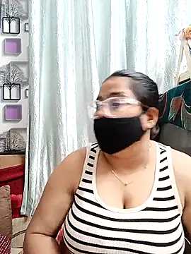 GangbangCouple online show from 02-25-26, 05:00