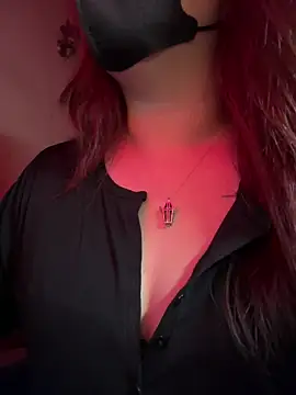 Snapshot of HaleyKin chatting on 03-05-26, 04:03 HaleyKin online show from 03-05-26, 04:03